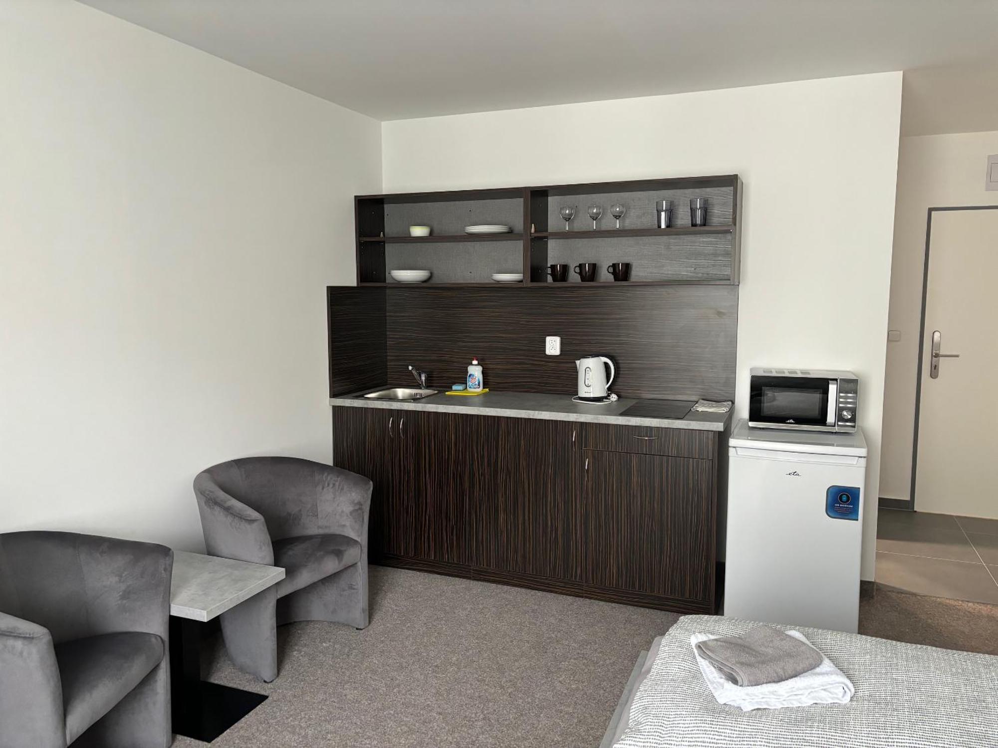 Apartmany Plzen Zborovska 22 A ภายนอก รูปภาพ
